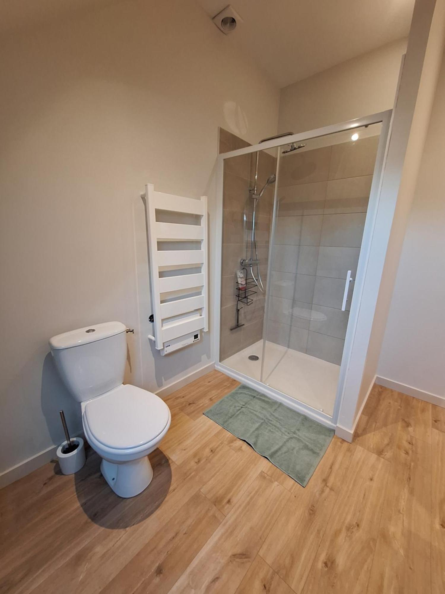 La Chambre Mademoiselle Causeuse Malville Екстериор снимка